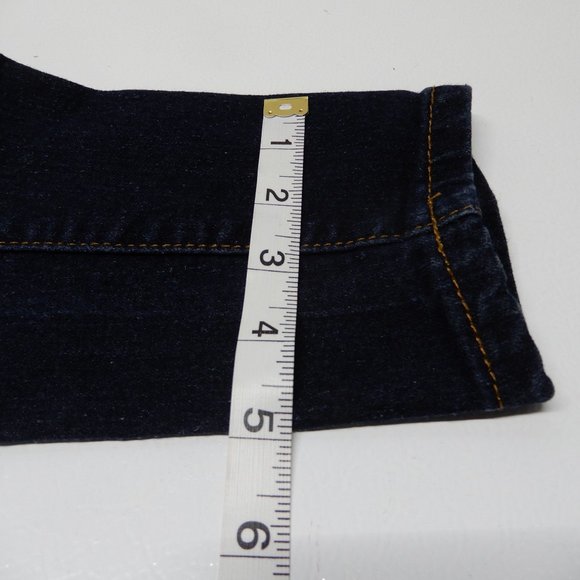 Forever 21 Medium Rise Jeans in size 26 - Picture 8 of 8